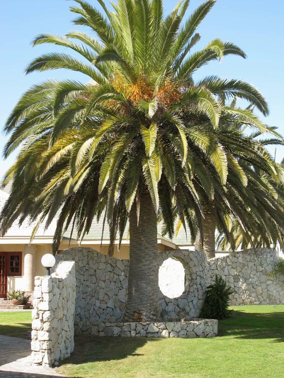 Roessmund Lodge Swakopmund Bagian luar foto