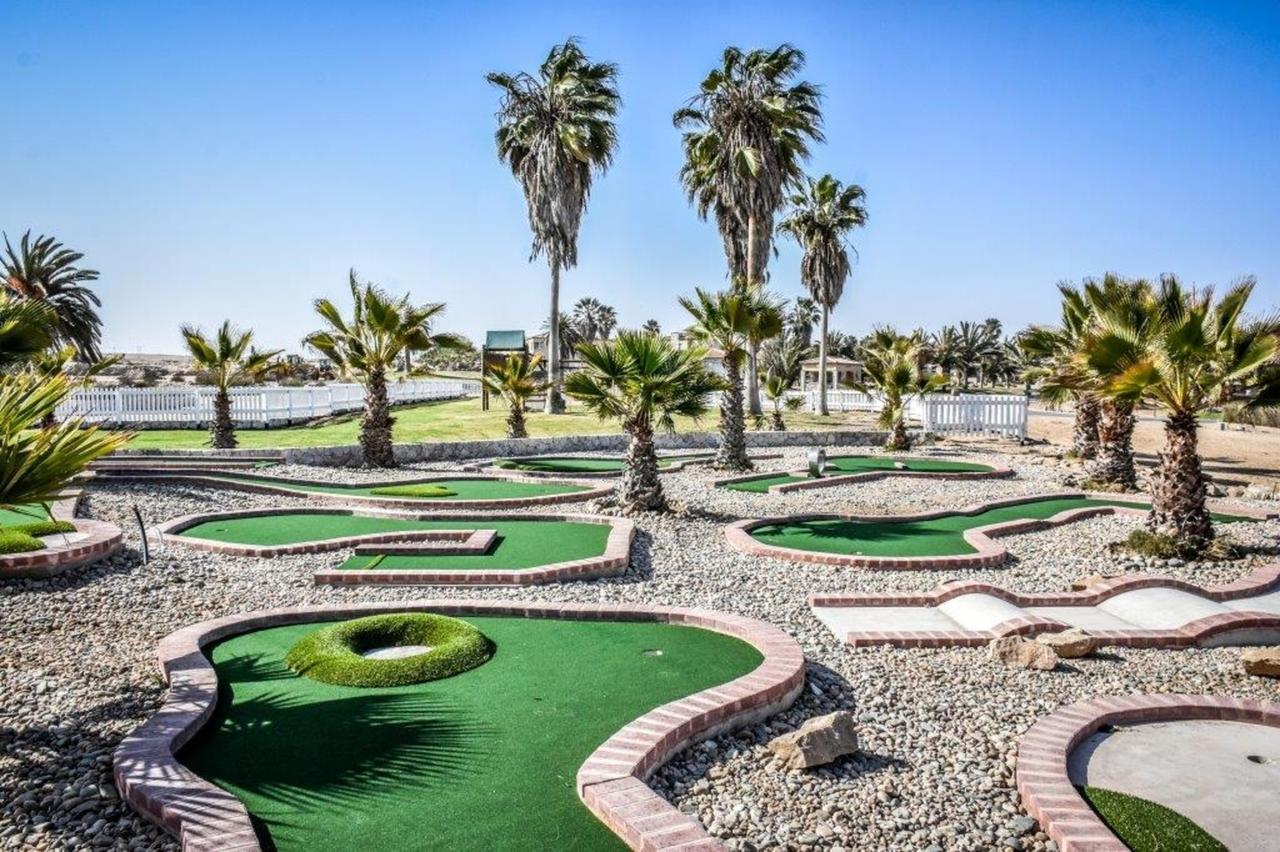 Roessmund Lodge Swakopmund Bagian luar foto