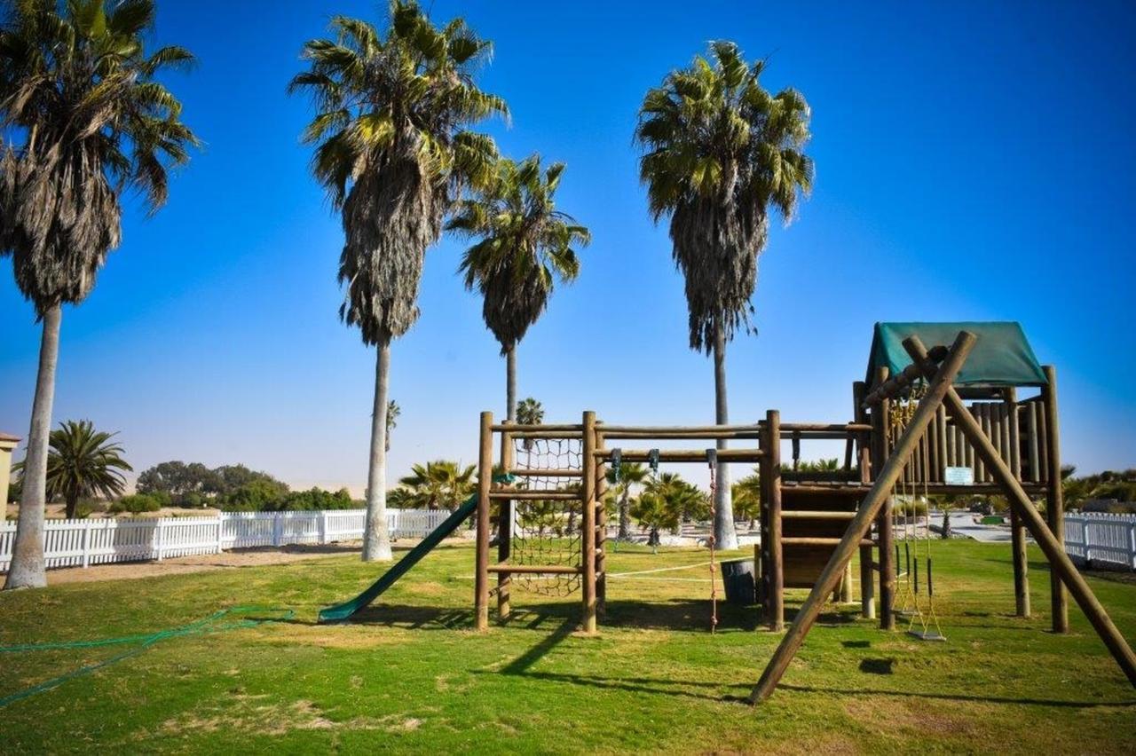 Roessmund Lodge Swakopmund Bagian luar foto