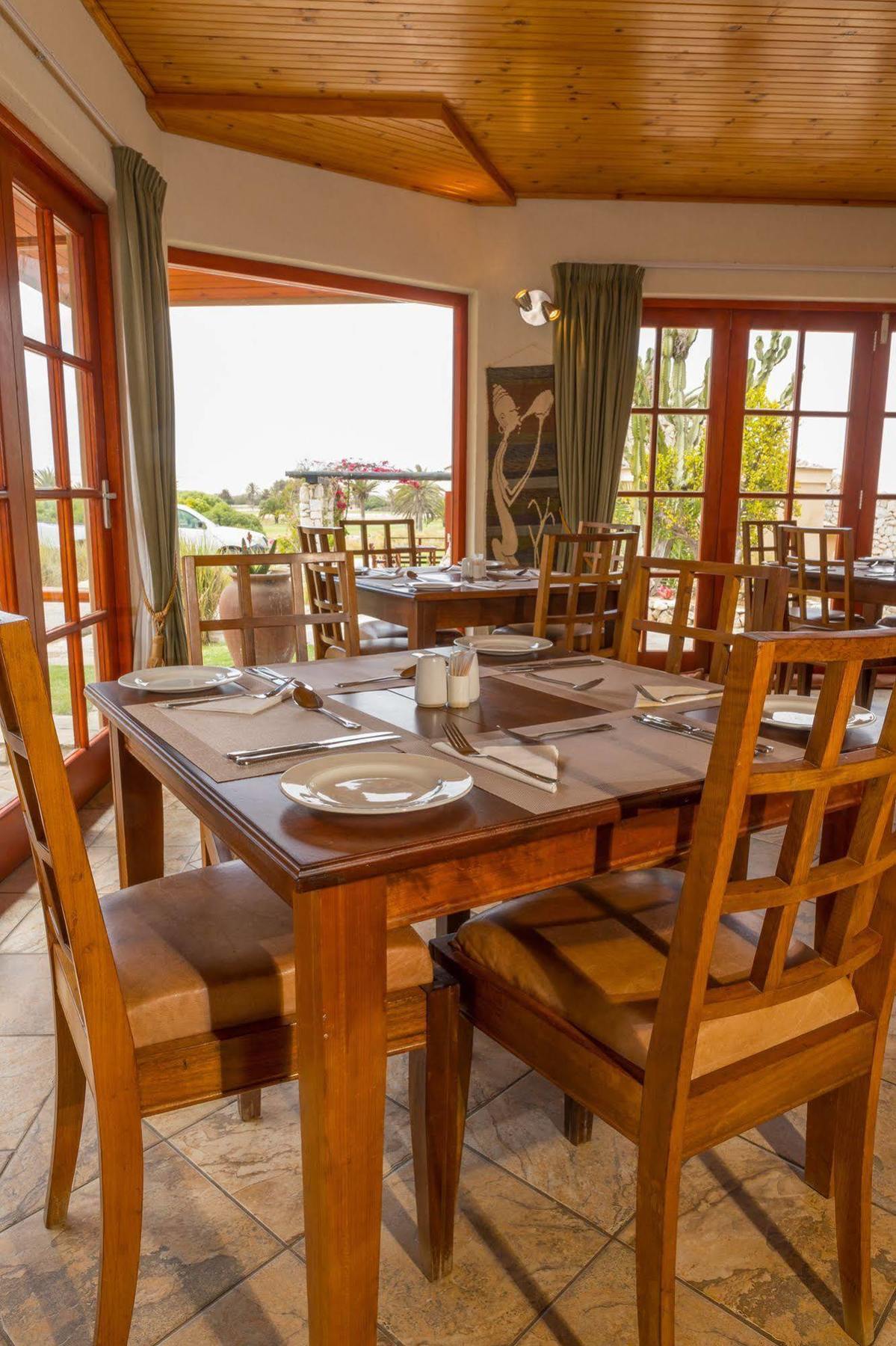 Roessmund Lodge Swakopmund Bagian luar foto
